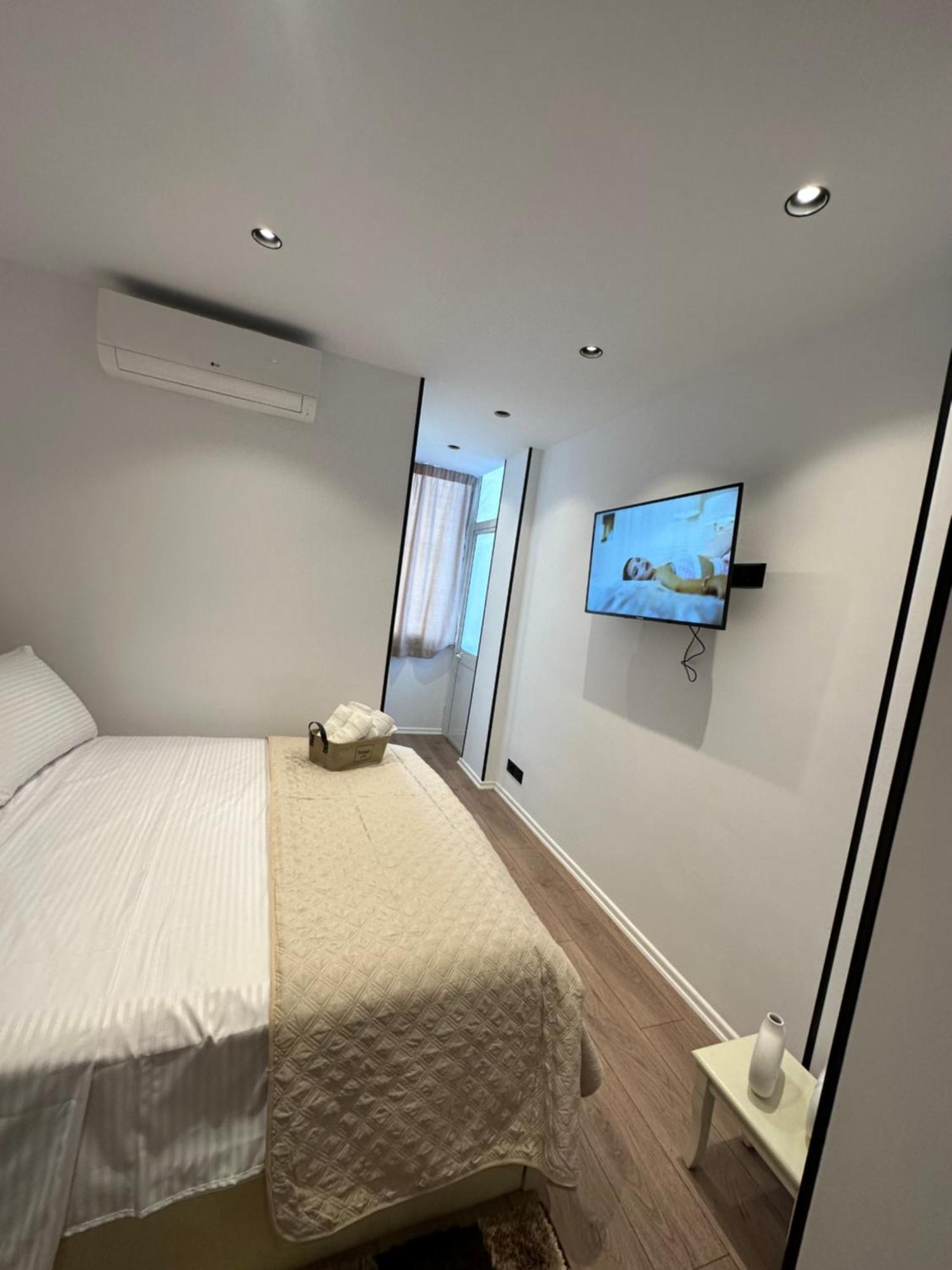 Heart Of Tirana Apartment ภายนอก รูปภาพ